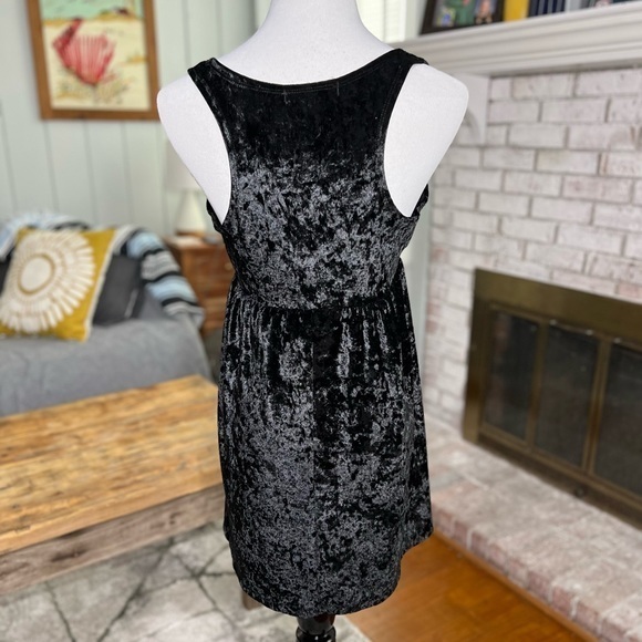 Forever 21 Black Velvet Babydoll Dress - Picture 6 of 8